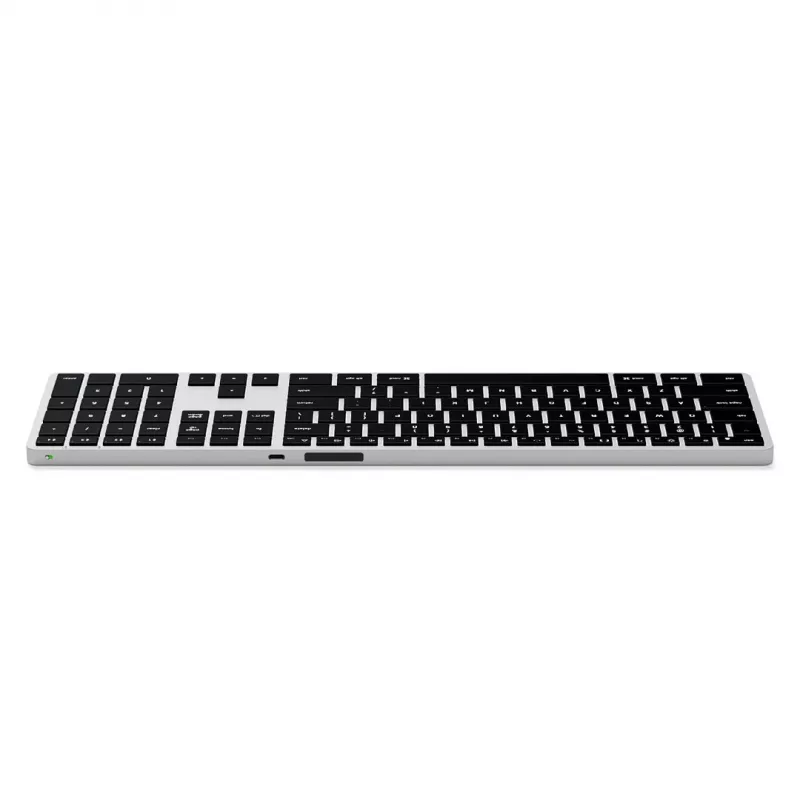 Satechi Slim X3 Bluetooth-näppäimistö numeronäppäimistöllä - hopea