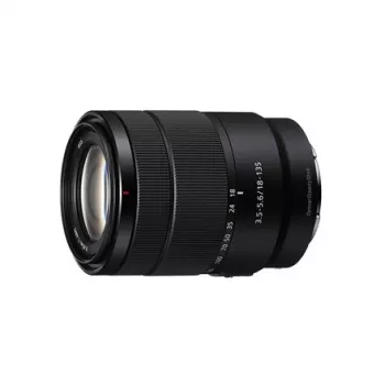 Sony E 18-135mm f/3.5-5.6 OSS -objektiivi (SEL18135B.SYX)