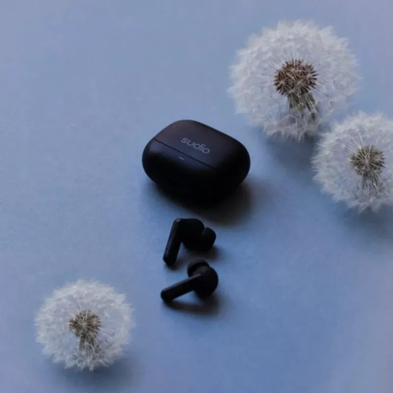 Sudio C8 nappikuulokkeet, ANC, Bluetooth 5.4, musta