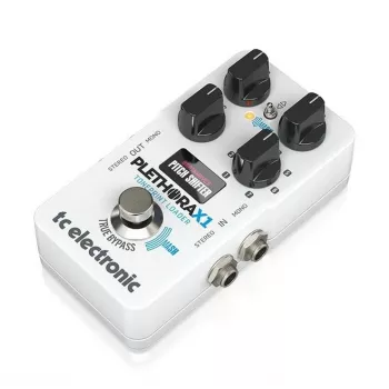 TC Electronic Plethora X1 kitaran monitehostepedaali