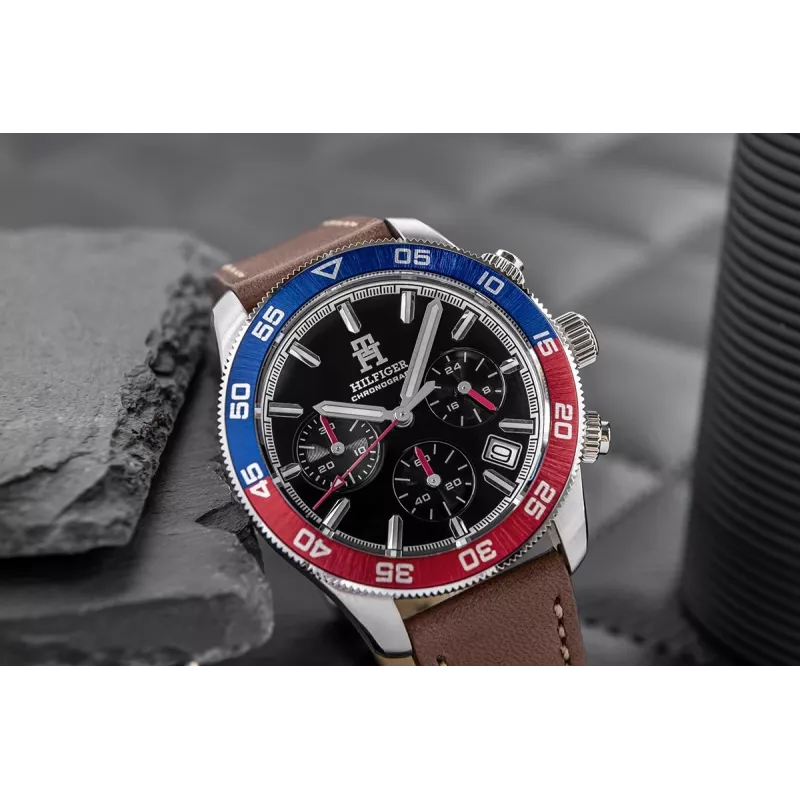 Tommy Hilfiger miesten Damon kvartsikello 1792166 40mm sininen kellotaulu ruskea nahka