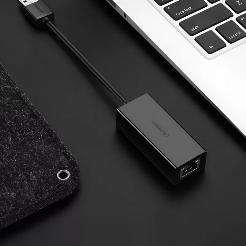 UGREEN CM111 USB 3.0 – RJ45 Gigabit Ethernet -adapteri - musta