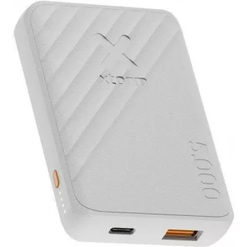Xtorm Go2 Series varavirtalähde 5000 mAh 12W USB-C & USB-A tuhkanvalkoinen XG2050